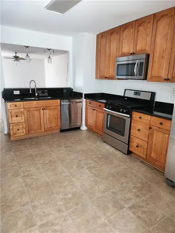 $1,895 | 1901 Kenwood Road Southeast, Smyrna, GA 30082