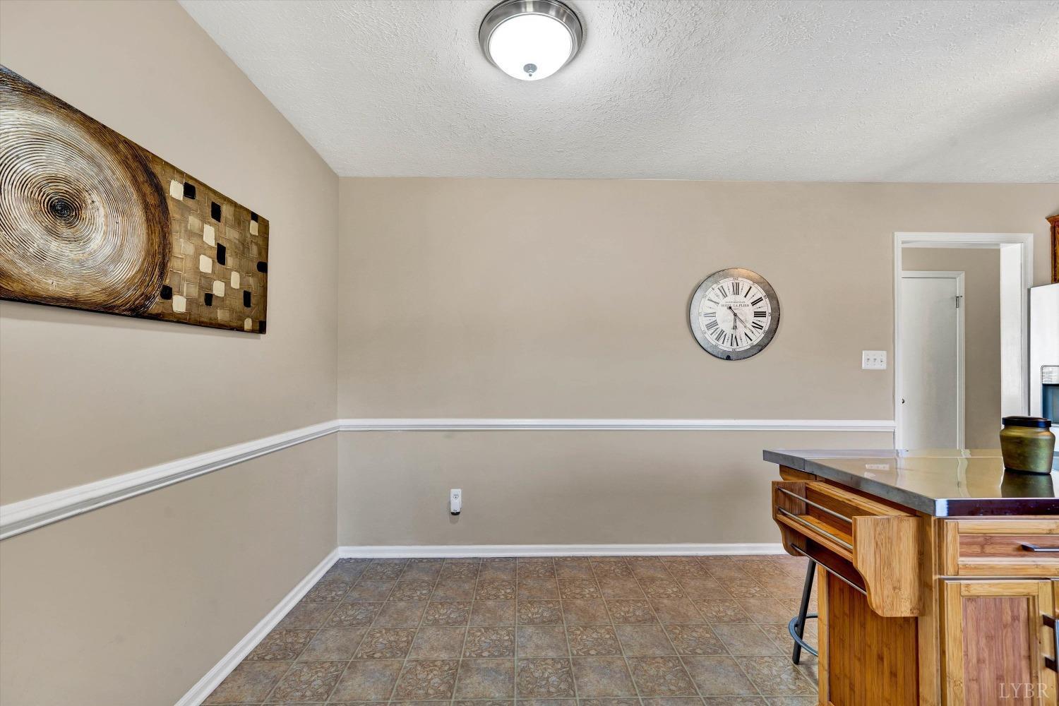 505 Sweeney Circle Forest, VA 24551 - Photo 10 of 29 a view of a hallway with washer and dryer