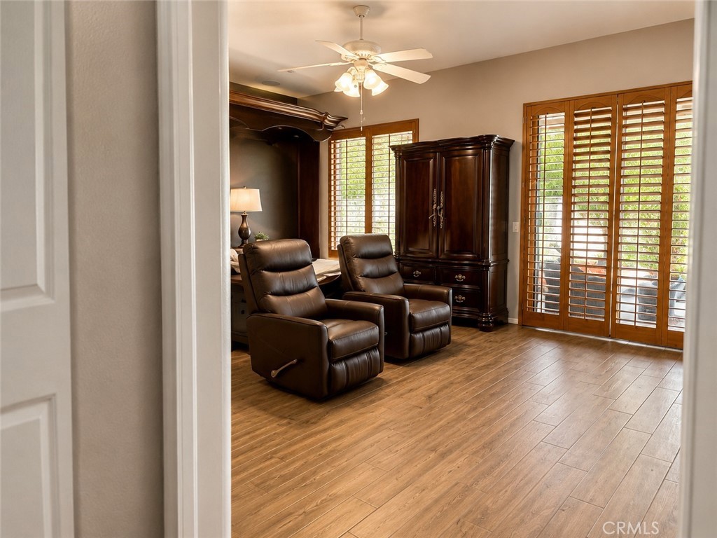 23841 Piedras Road Perris, CA 92570 - Photo 32 of 70 Master bedroom entrance
