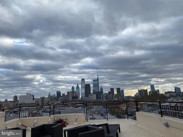 $2,100 | 1637 Poplar Street, Unit S4, Philadelphia, PA 19130