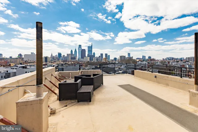 $2,100 | 1637 Poplar Street, Unit S4, Philadelphia, PA 19130