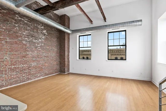 $2,100 | 1637 Poplar Street, Unit S4, Philadelphia, PA 19130