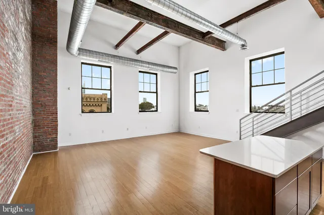 $2,100 | 1637 Poplar Street, Unit S4, Philadelphia, PA 19130