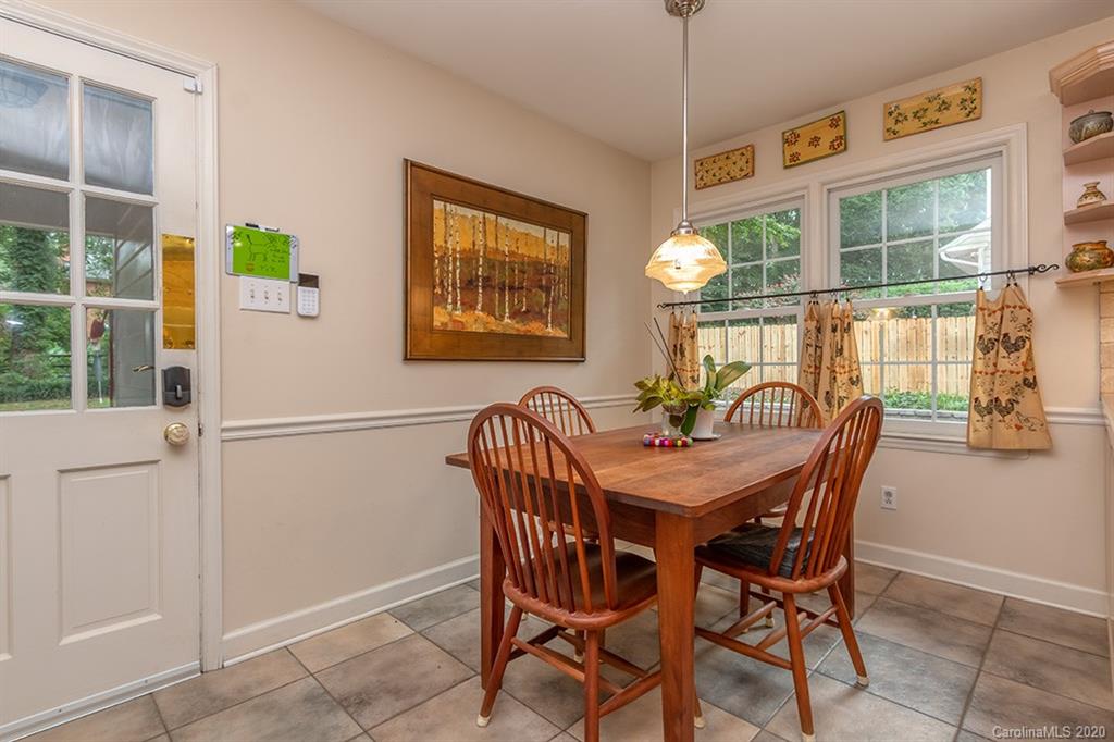 5943 Gate Post Road Charlotte, NC 28211 - Photo 11 of 28 Gallery Image 11