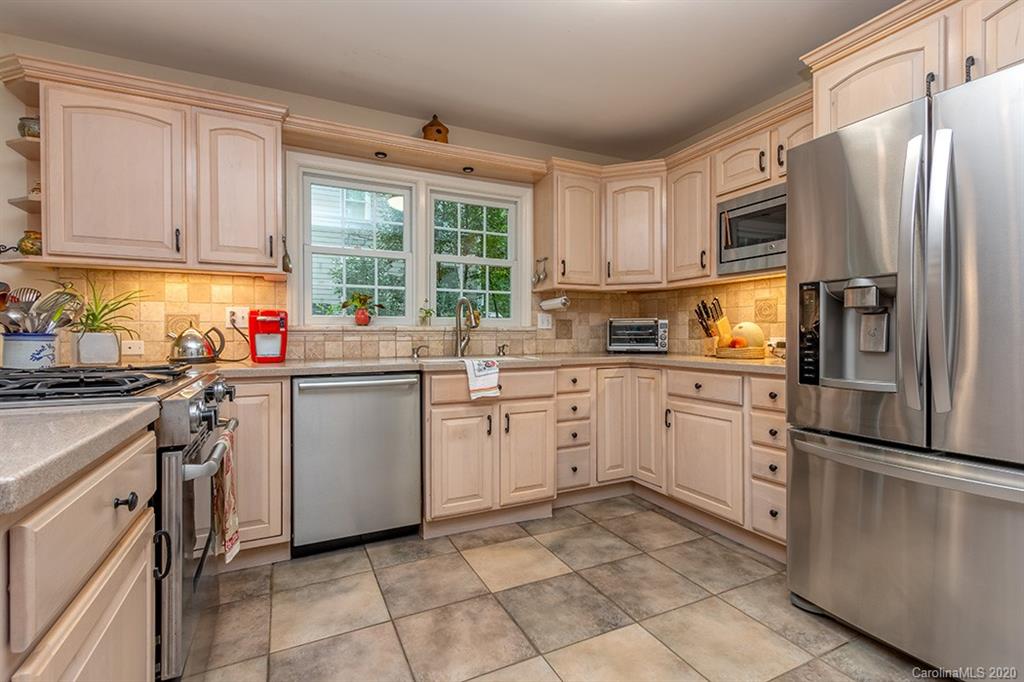 5943 Gate Post Road Charlotte, NC 28211 - Photo 12 of 28 Gallery Image 12