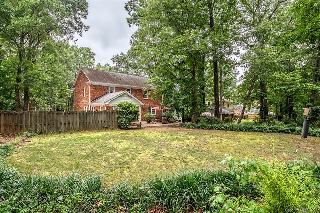 5943 Gate Post Road Charlotte, NC 28211 - Photo 24 of 28 Gallery Image 24