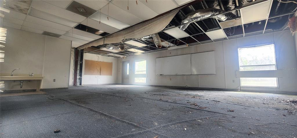 2228 Turkey Oak Road Perry, FL 32348 - Photo 20 of 76 a view of empty room