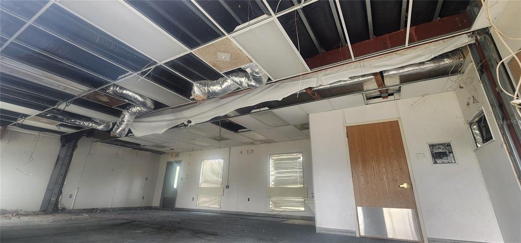 2228 Turkey Oak Road Perry, FL 32348 - Photo 34 of 76 a view of a garage