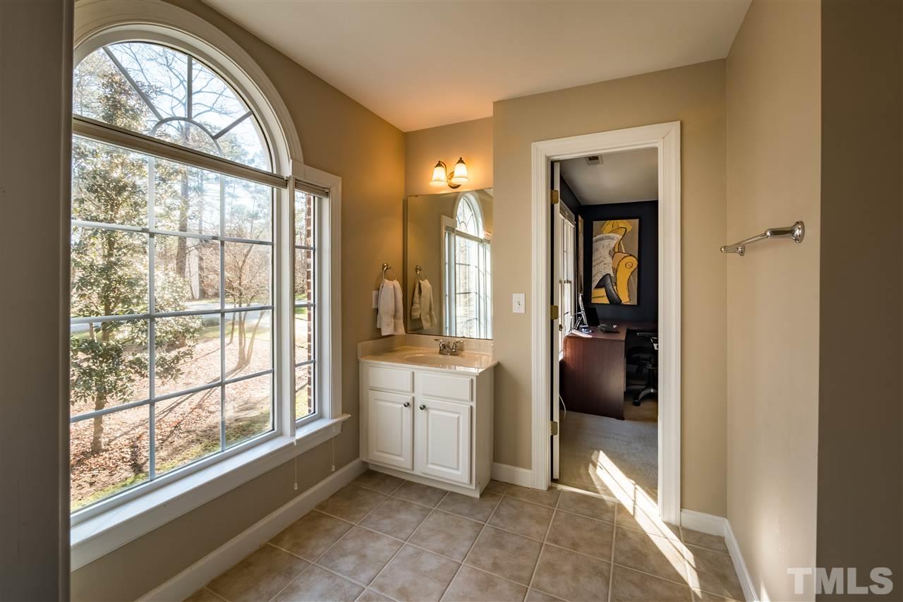 12733 Amoretto Way Raleigh, NC 27613 - Photo 20 of 30