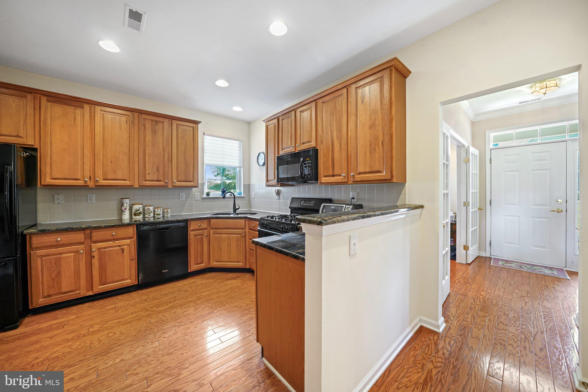 1402 Dawman Road Coatesville, PA 19320 - Photo 8 of 25 Eat-in Kitchen