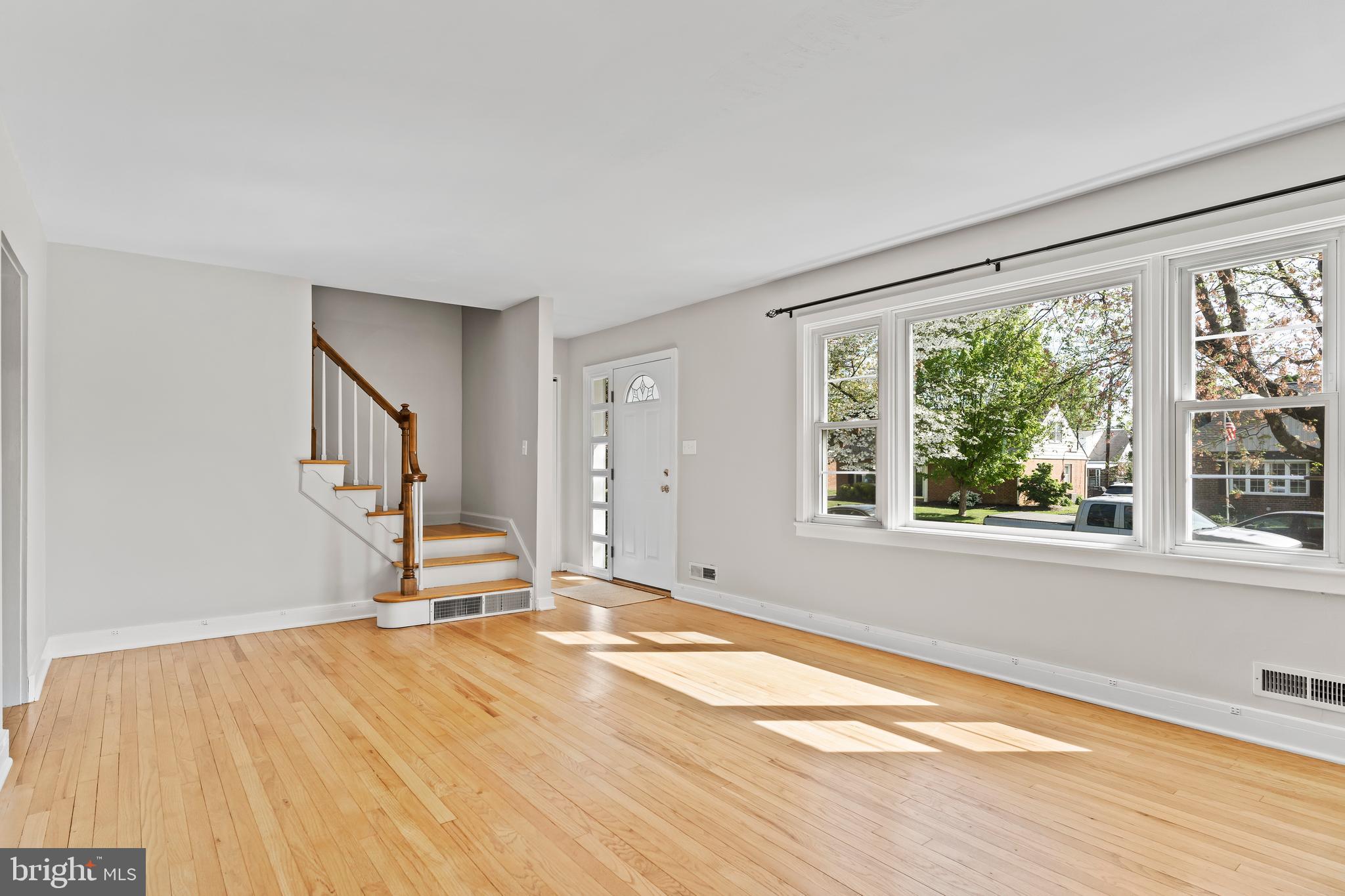 418 Appletree Road Camp Hill, PA 17011 - Photo 3 of 36 Gallery Image 3