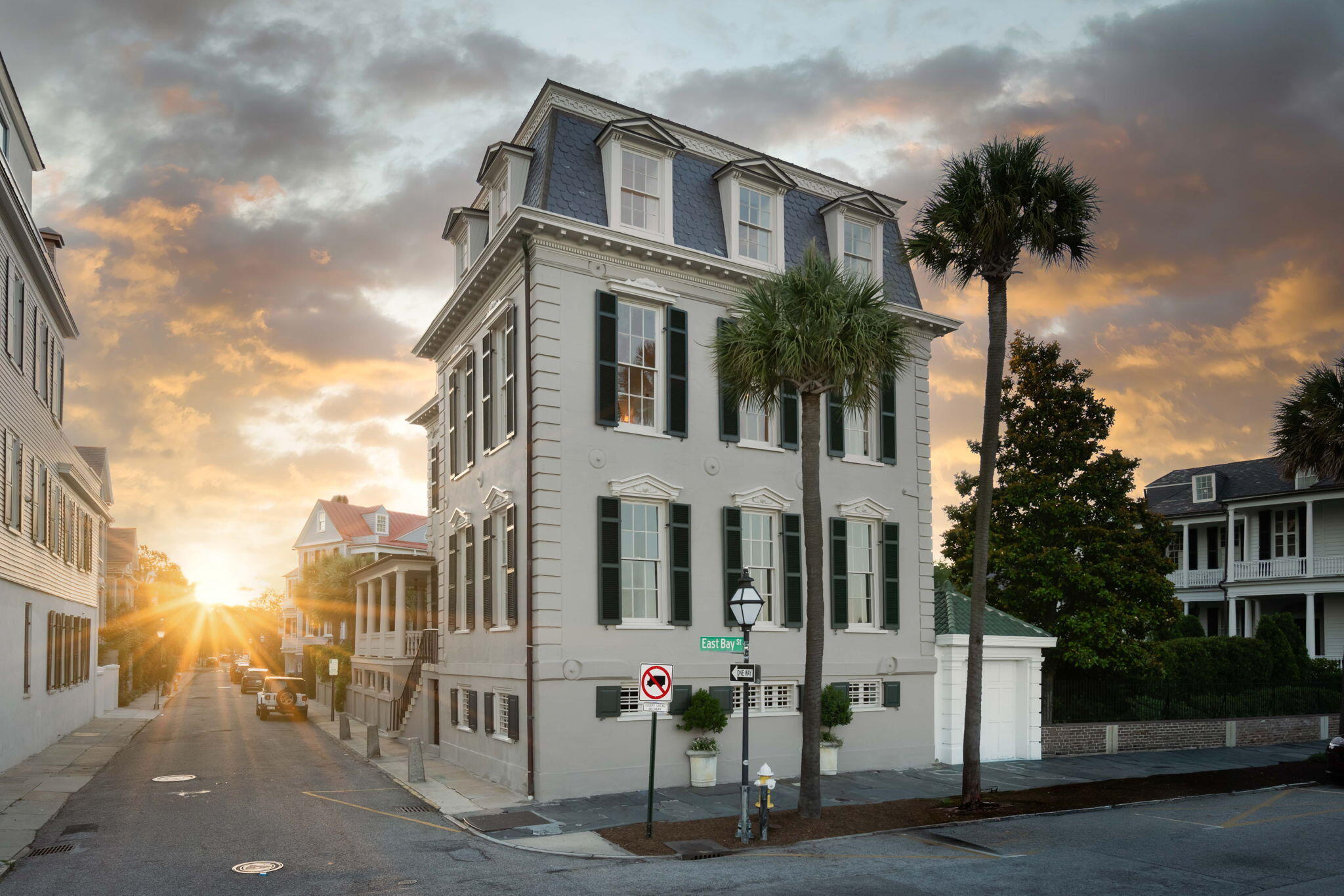 2 Water Street Charleston, SC 29401 - Photo 2 of 107 Front Exterior