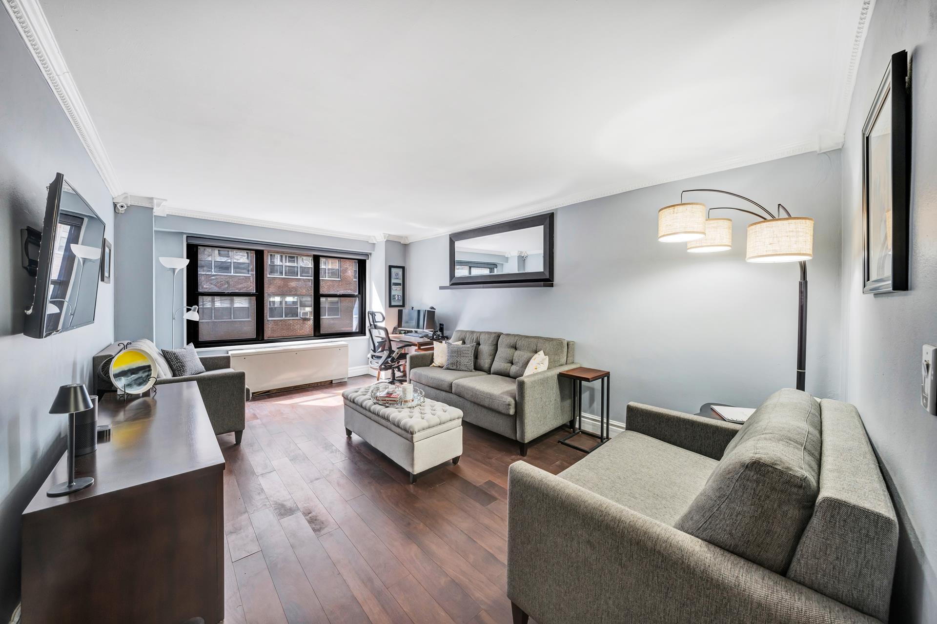 220 East 57th St Unit 3A  