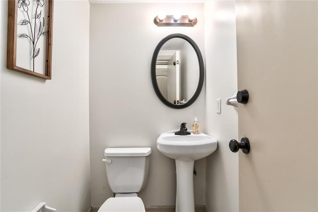 8948 Inkster Lenexa, KS 66227 - Photo 13 of 29 Gallery Image 13