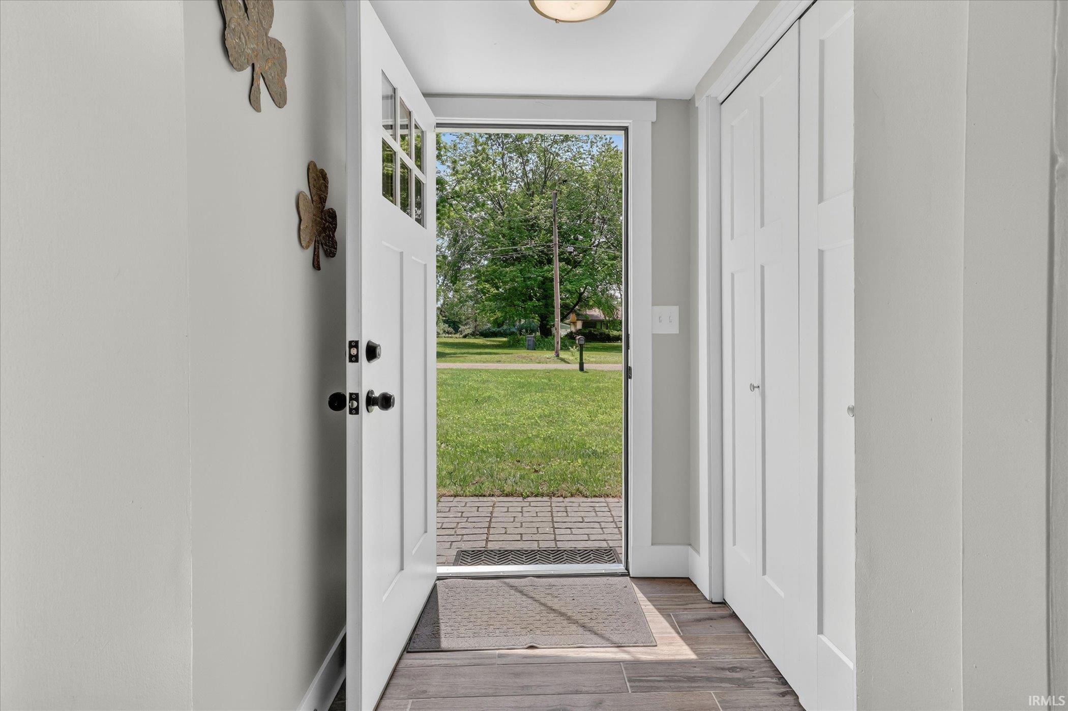 16159 Darden Road Granger, IN 46530 - Photo 4 of 36 Gallery Image 4