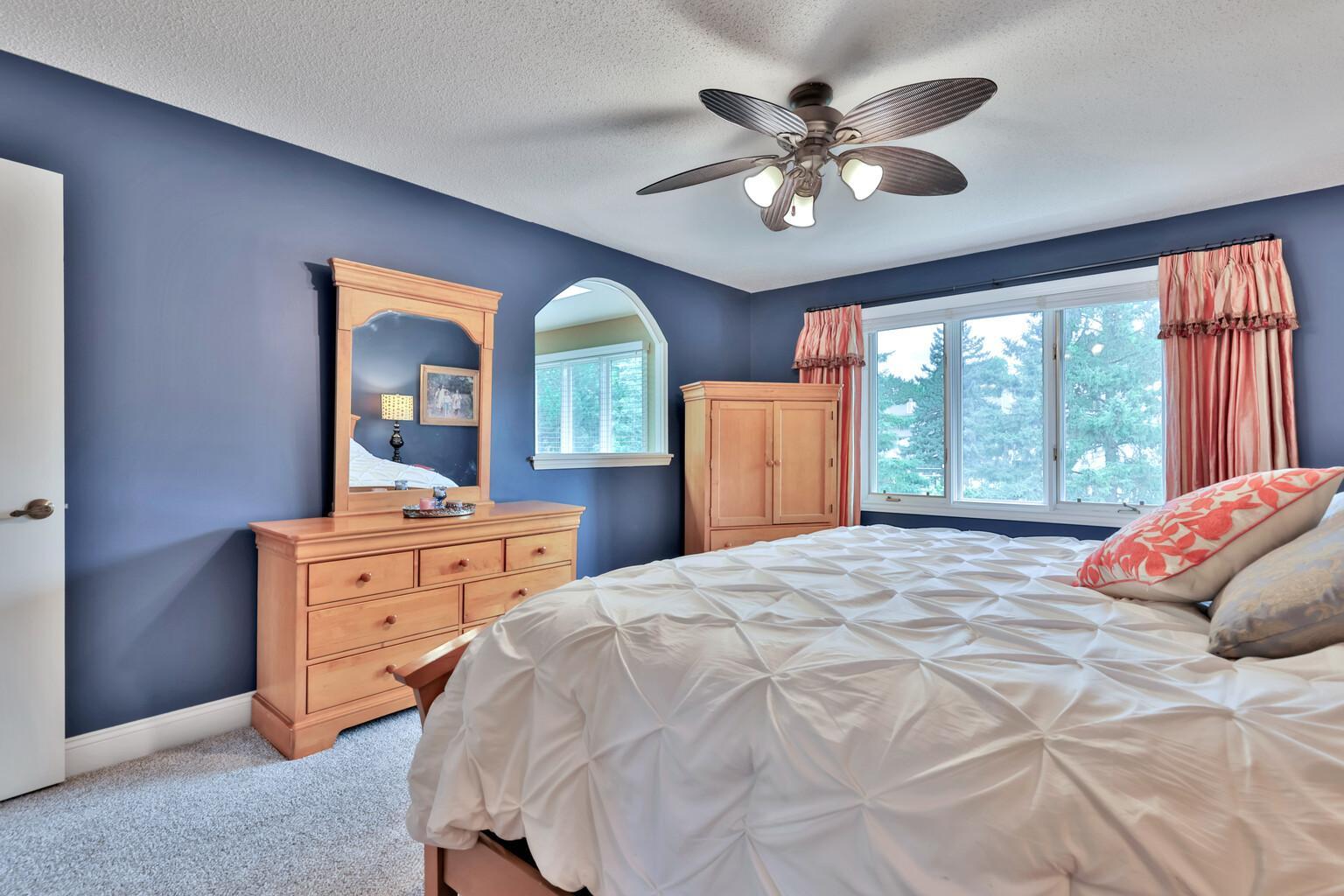 8264 Kingslee Road Bloomington, MN 55438 - Photo 22 of 38 Gallery Image 22