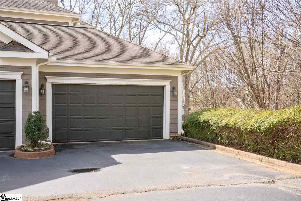 176 Ridgeland Drive, Unit 300 Greenville, SC 29601 - Photo 20 of 23