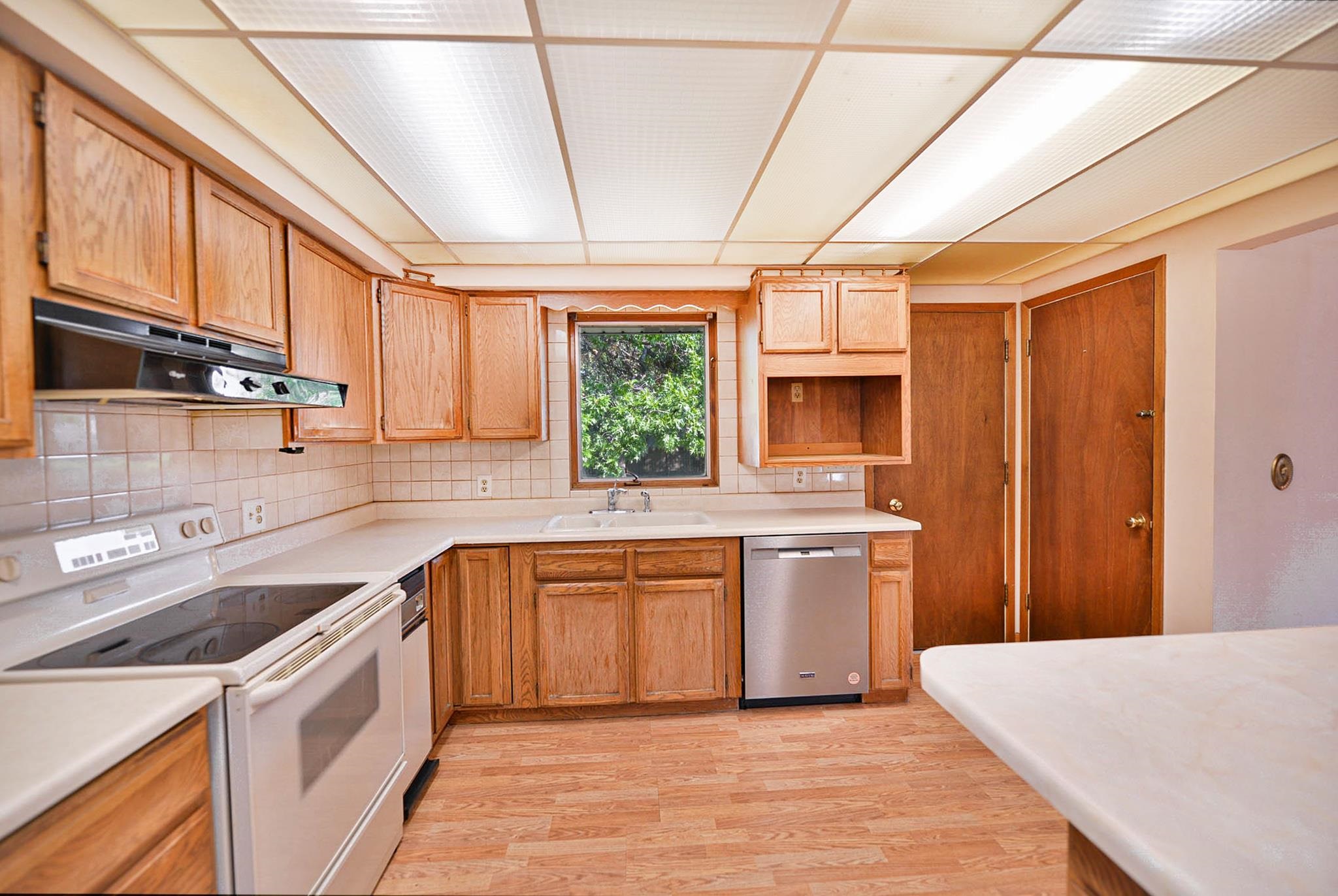 1206 North Woodruff Road Spokane, WA 99206 - Photo 7 of 32