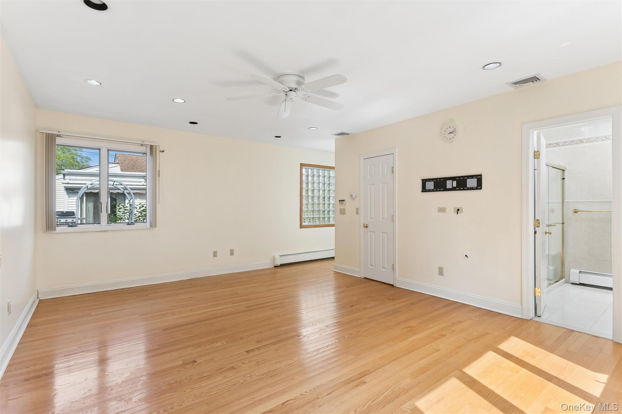 72 Lake End Road Merrick, NY 11566 - Photo 30 of 43