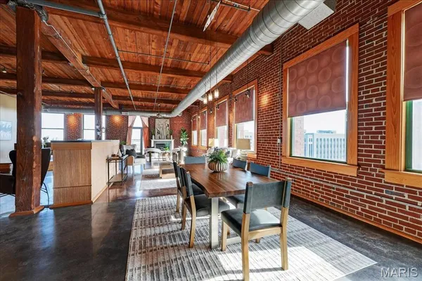 $495,000 | 703 North 13th Street, Unit 505, St. Louis, MO 63103