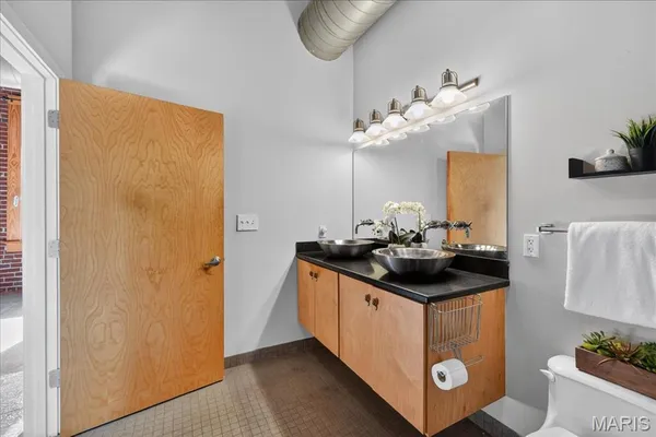 $495,000 | 703 North 13th Street, Unit 505, St. Louis, MO 63103