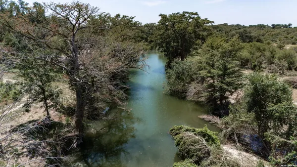 $625,000 | 2100 South Fm 187, Sabinal, TX 78881