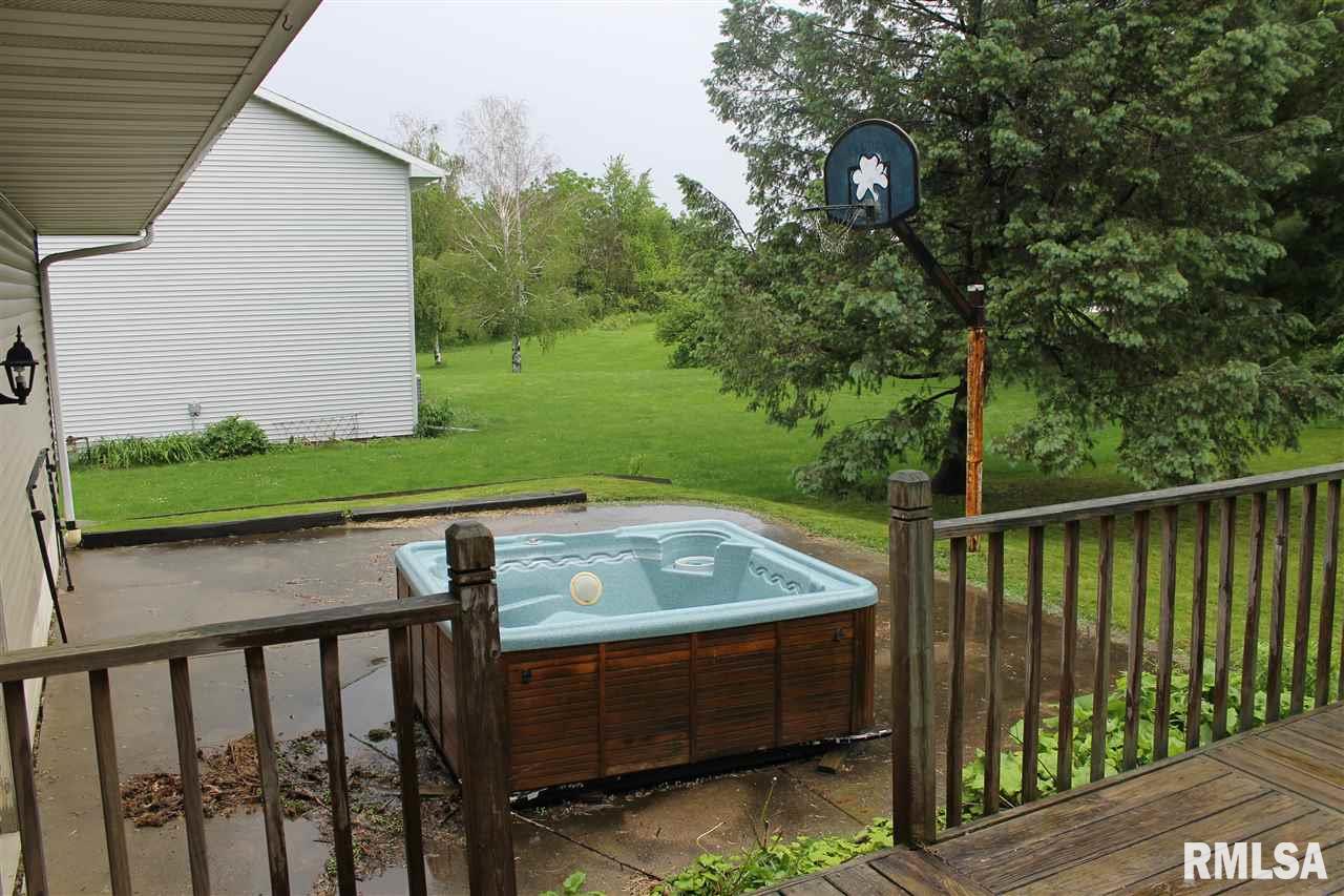 7902 North Radnor Road Peoria, IL 61614 - Photo 19 of 23