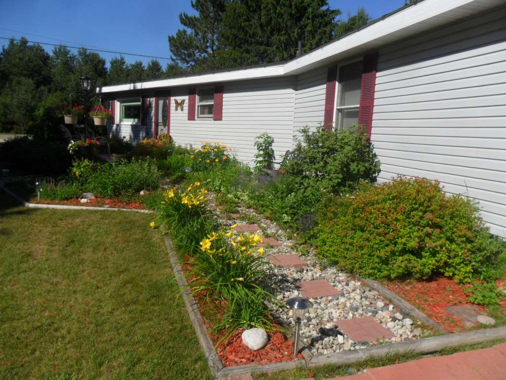 8038 30 3/4 Road Cadillac, MI 49601 - Photo 16 of 25 1819958-15.JPG
