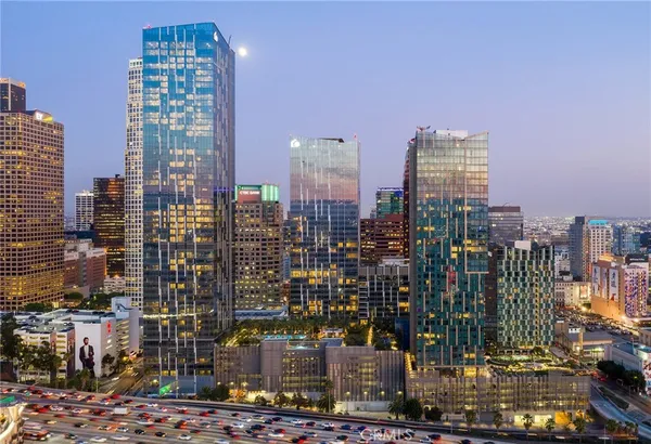 $2,300 | 877 Francisco Street, Unit 1510, Los Angeles, CA 90017