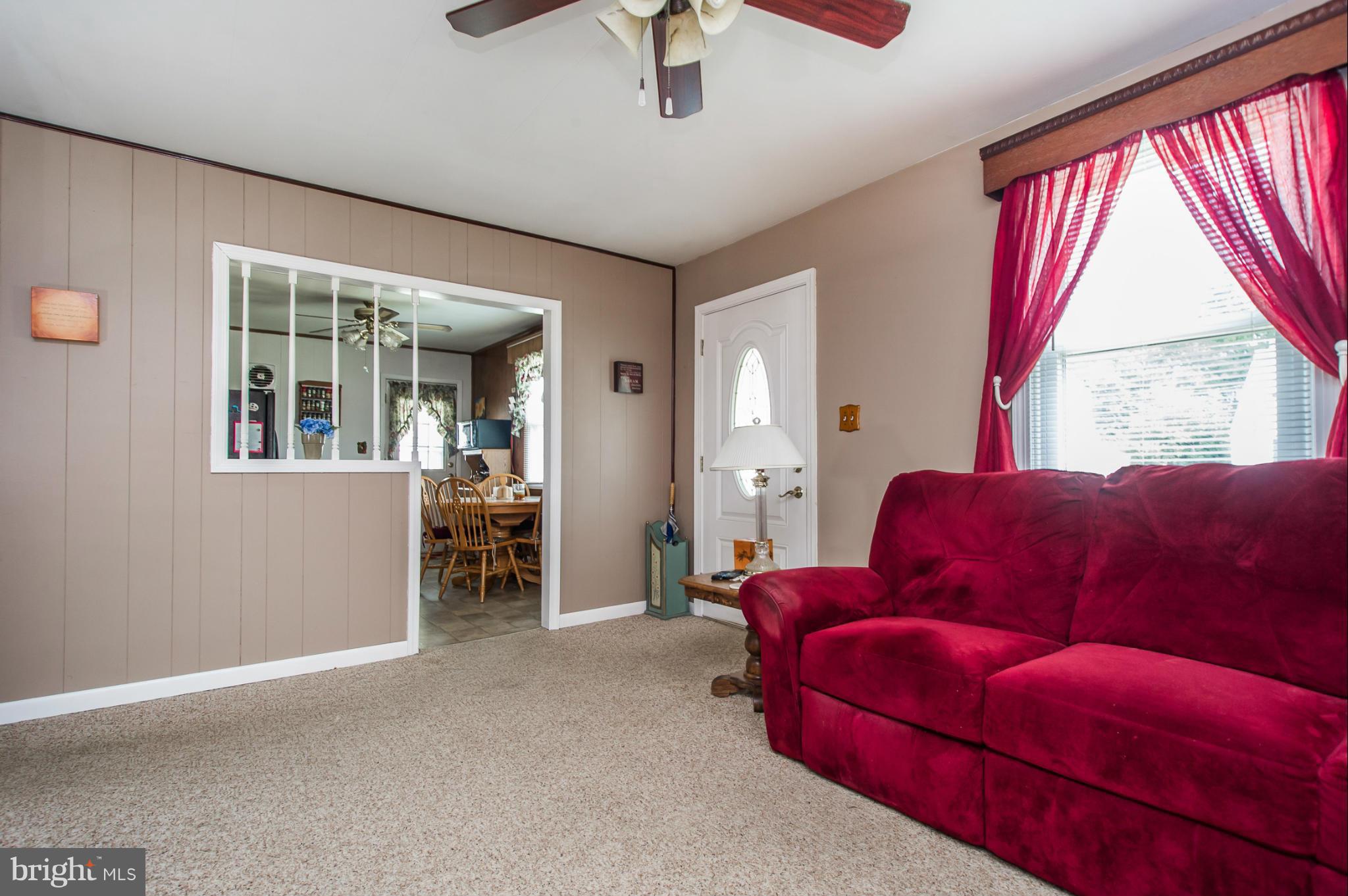 4119 Eder Road Baltimore, MD 21222 - Photo 3 of 30 Living Room