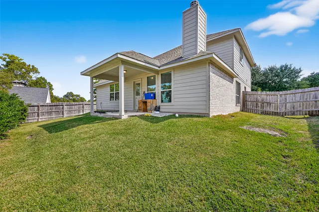 $2,000 | 707 Paradise Lane, Montgomery, TX 77356