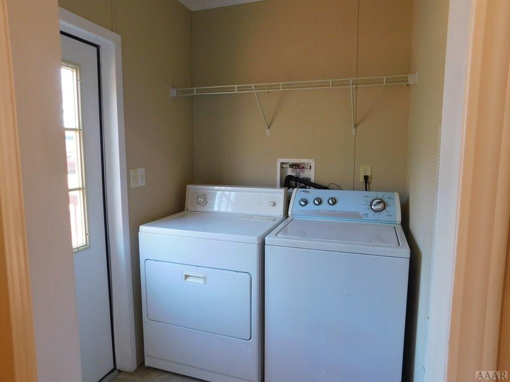 1052 Scott Road Elizabeth City, NC 27909 - Photo 11 of 25 LAUNDRY AREA