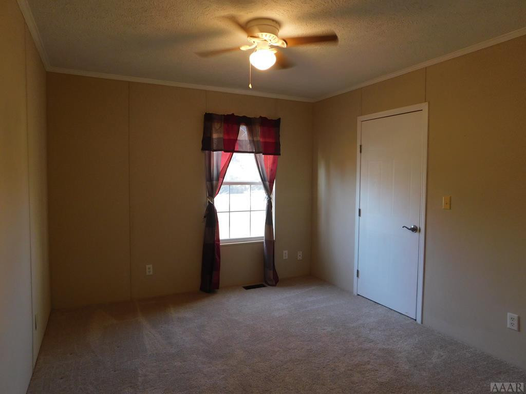 1052 Scott Road Elizabeth City, NC 27909 - Photo 18 of 25 1ST BEDROOM