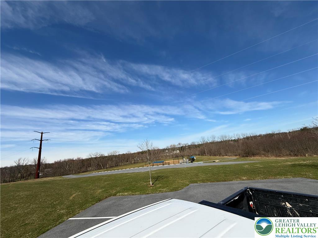 5527 Spring Ridge Drive West Lower Macungie Township, PA 18062 - Photo 23 of 26