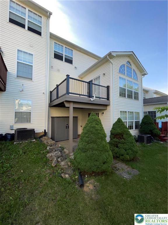 5527 Spring Ridge Drive West Lower Macungie Township, PA 18062 - Photo 5 of 26