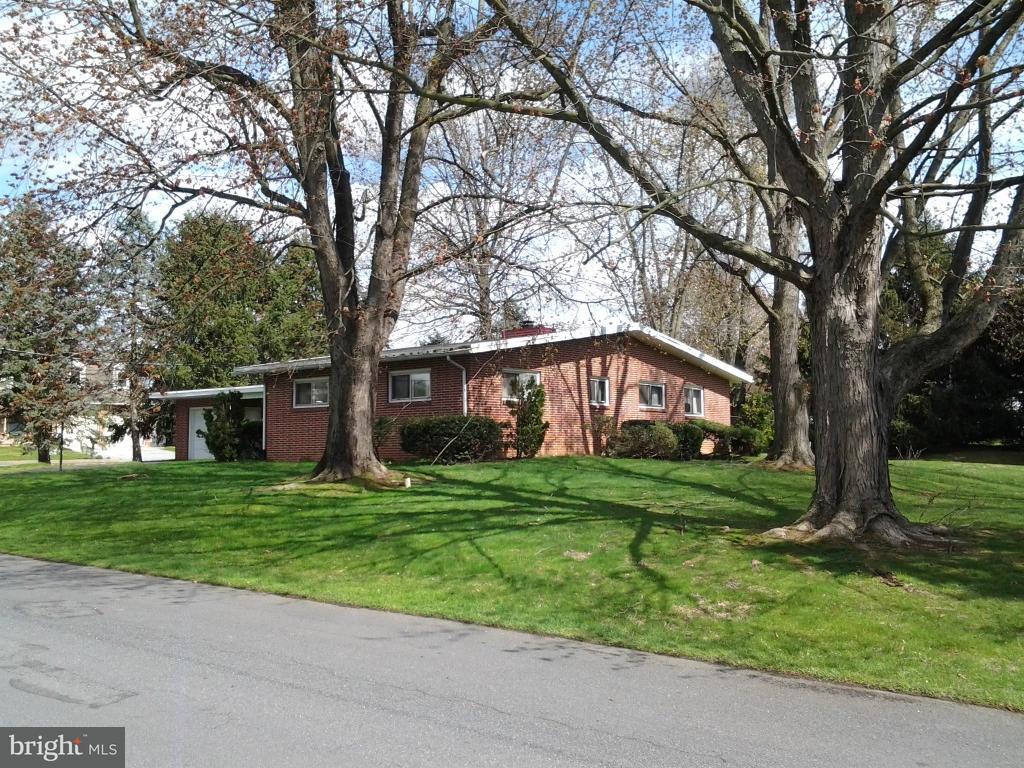 555 West 3rd Avenue Lititz, PA 17543 - Photo 1 of 1 Gallery Image 1