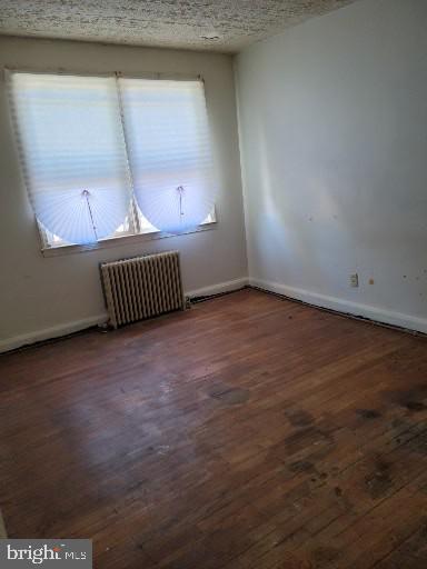 904 Wicklow Road Baltimore, MD 21229 - Photo 10 of 18 Front Bedroom