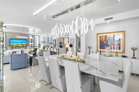 $1,495,000 | 100 East Las Olas Boulevard, Unit 1901, Fort Lauderdale, FL 33301