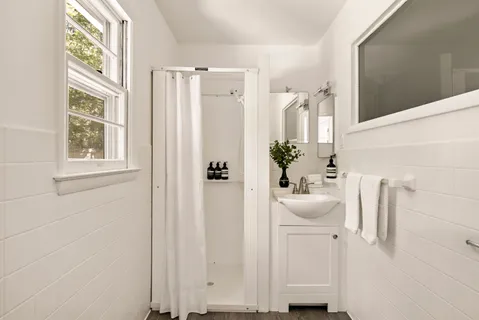 $1,650,000 | 1635 Sagg Road, Sag Harbor, NY 11963
