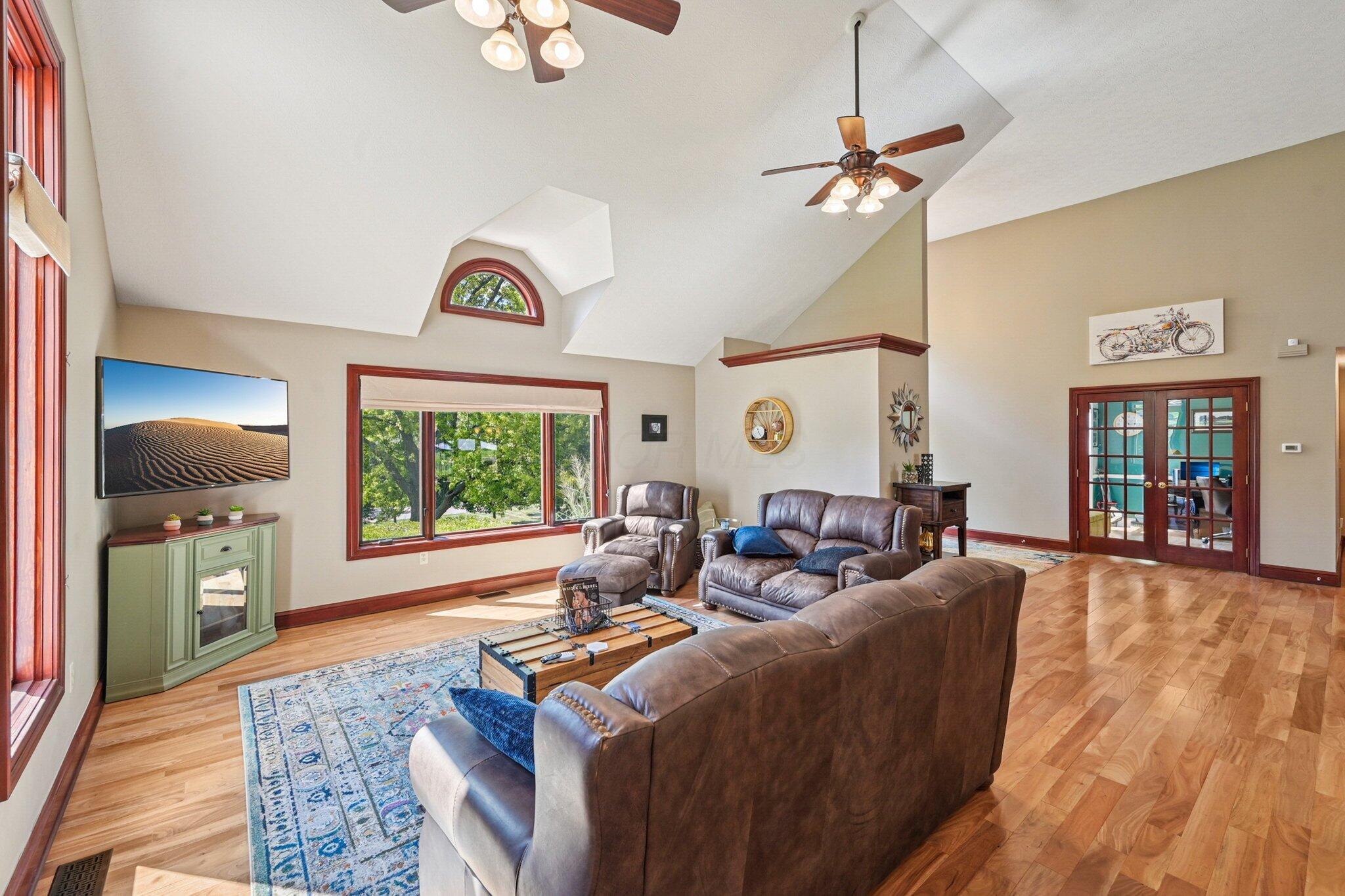 10669 Riverside Drive Powell, OH 43065 - Photo 21 of 103 Great Room