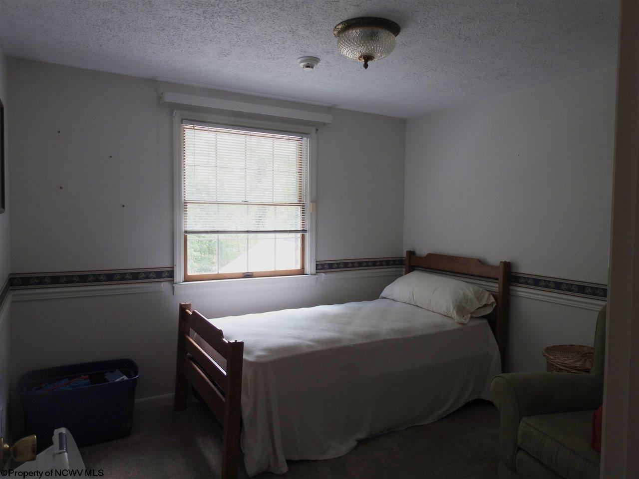 103 CANNERY Lane Clarksburg, WV 26301 - Photo 11 of 20 Gallery Image 11