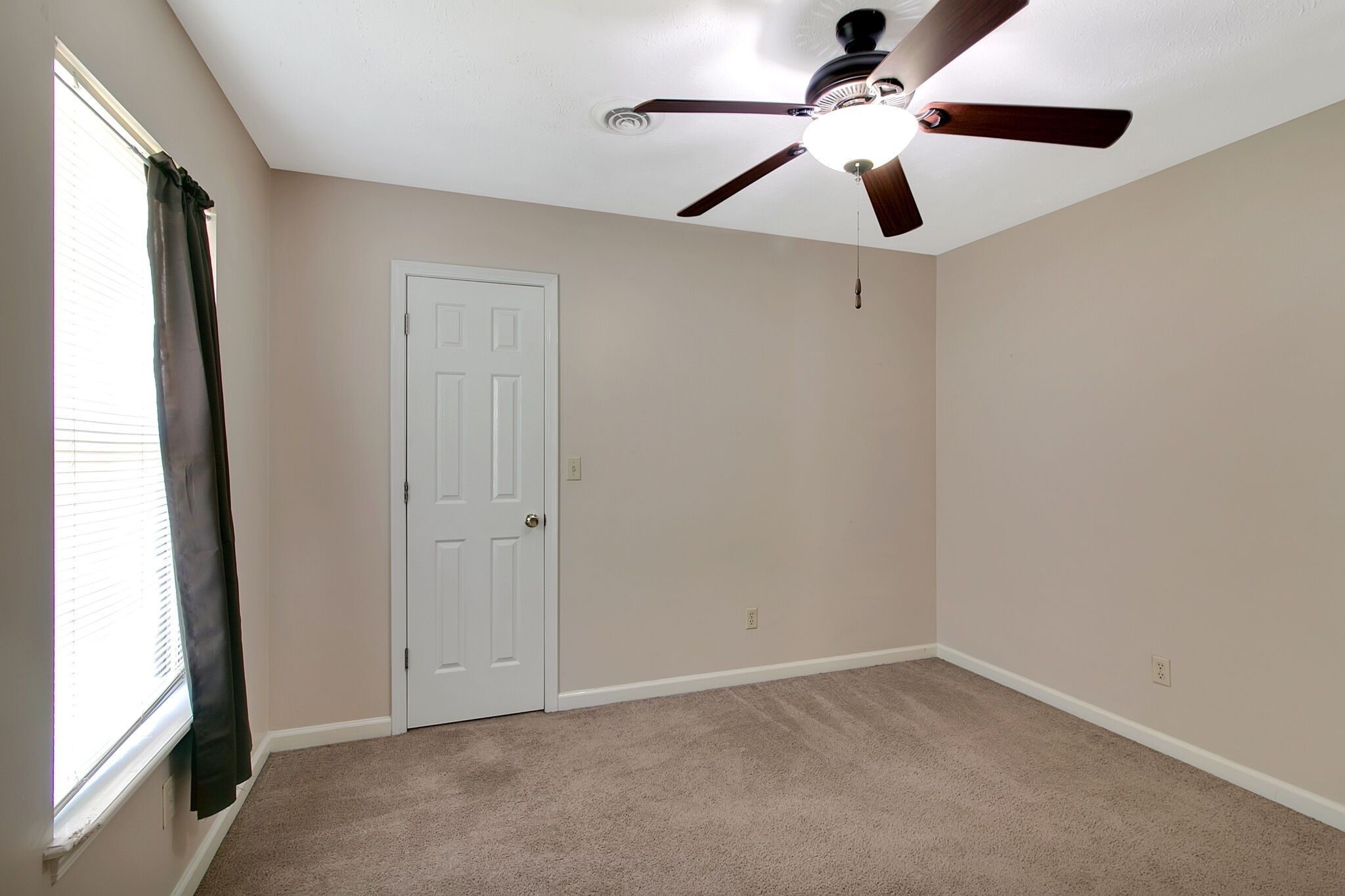 999 State Line Road Oak Grove, KY 42262 - Photo 14 of 23