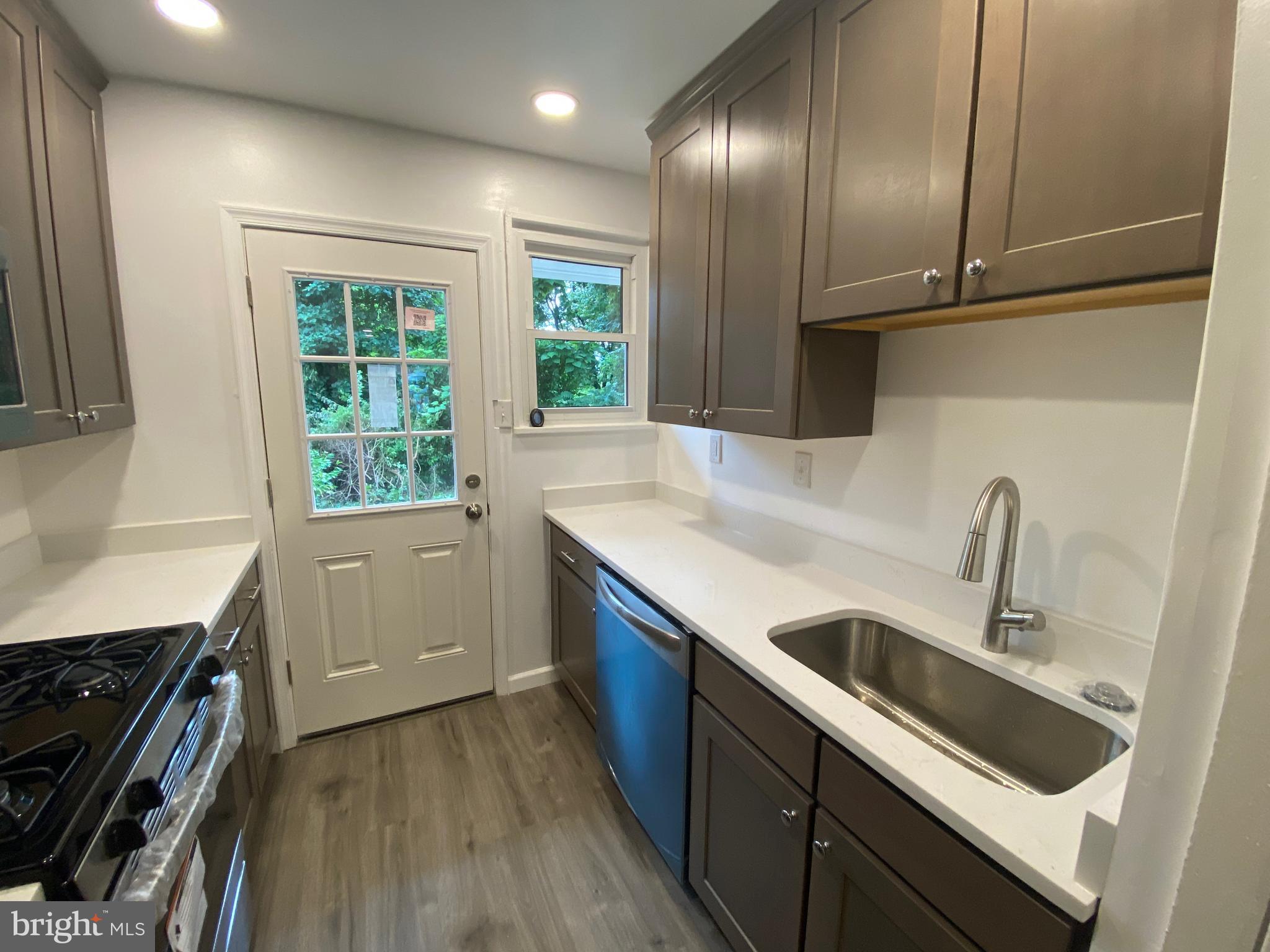 7735 Normandy Road Hyattsville, MD 20785 - Photo 6 of 19