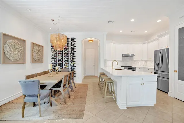 $975,000 | 3909 Northeast 21st Avenue, Unit 1, Fort Lauderdale, FL 33308