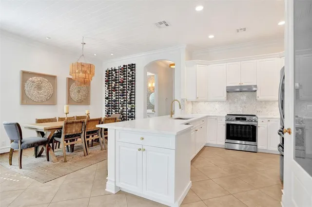 $975,000 | 3909 Northeast 21st Avenue, Unit 1, Fort Lauderdale, FL 33308