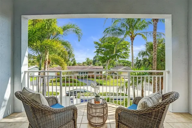 $975,000 | 3909 Northeast 21st Avenue, Unit 1, Fort Lauderdale, FL 33308