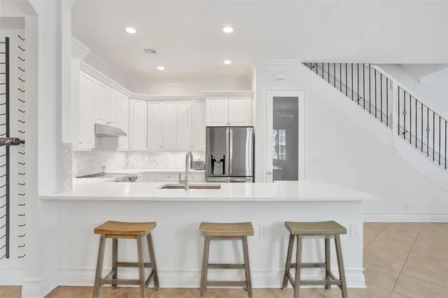 $975,000 | 3909 Northeast 21st Avenue, Unit 1, Fort Lauderdale, FL 33308