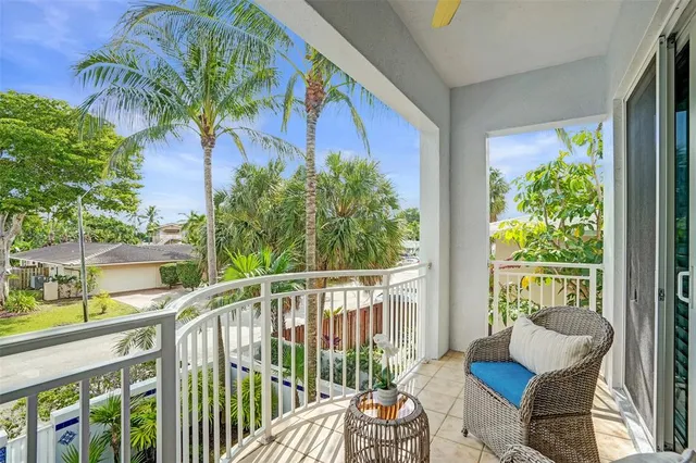 $975,000 | 3909 Northeast 21st Avenue, Unit 1, Fort Lauderdale, FL 33308