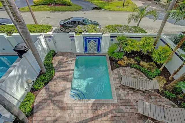 $975,000 | 3909 Northeast 21st Avenue, Unit 1, Fort Lauderdale, FL 33308