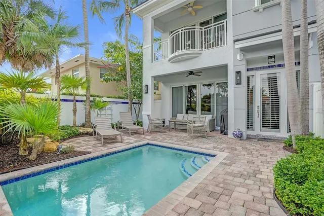 $975,000 | 3909 Northeast 21st Avenue, Unit 1, Fort Lauderdale, FL 33308